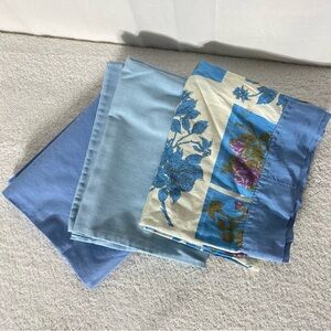 5/$35 Vintage Floral and Solid Blue Pillow Case Set x3